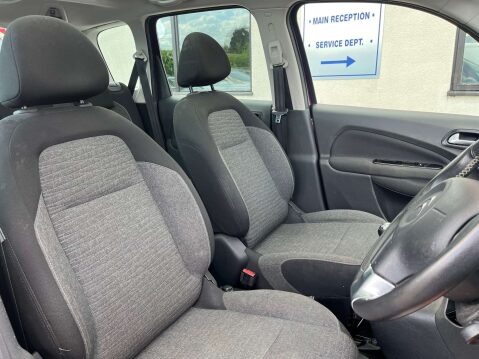 Citroen C3 Picasso 1.6 C3 Picasso Platinum Blue HDi 5dr 18