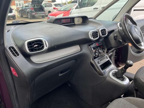Citroen C3 Picasso 1.6 C3 Picasso Platinum Blue HDi 5dr 37