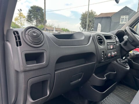 Nissan NV400 2.3 NV400 SE dCi 16FT RECOVERY TRUCK 18
