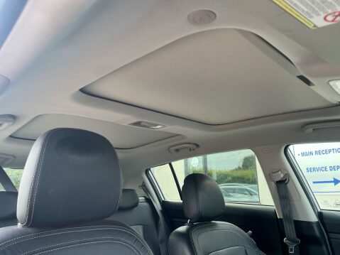 Kia Sportage 2.0 Sportage KX-3 CRDi 4WD 5dr 19