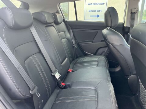 Kia Sportage 2.0 Sportage KX-3 CRDi 4WD 5dr 35
