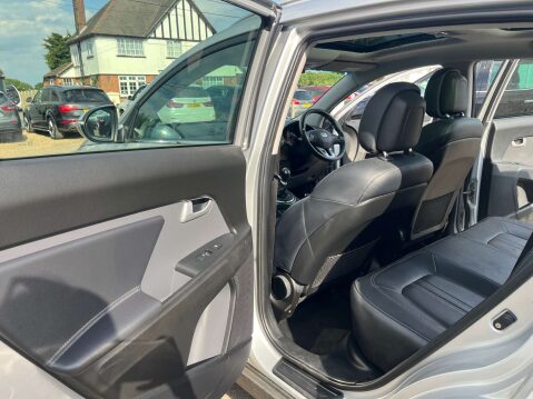 Kia Sportage 2.0 Sportage KX-3 CRDi 4WD 5dr 40