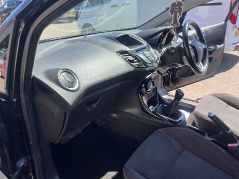 Ford Fiesta 1.2 Fiesta Zetec 5dr 37