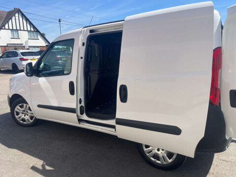 Fiat Doblo 1.2 Doblo 16V SX MultiJet II 30