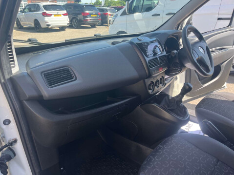 Fiat Doblo 1.2 Doblo 16V SX MultiJet II 37