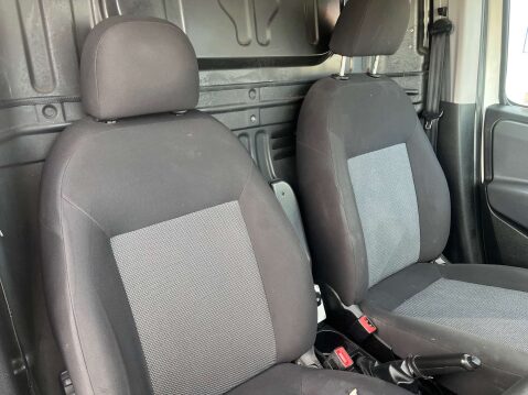 Fiat Doblo 1.6 Doblo MAXI 16V MultiJet 25