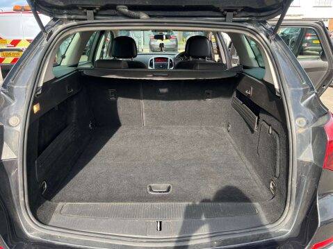 Vauxhall Astra 1.6 Astra SRI 5dr 33