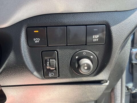 Peugeot Partner Tepee 1.6 HDi Teepee Style MPV 5dr Diesel Automatic (135 g/km, 92 bhp) 20