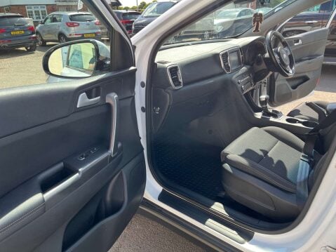 Kia Sportage 1.7 Sportage 2 CRDi ISG Semi-Auto 5dr 41