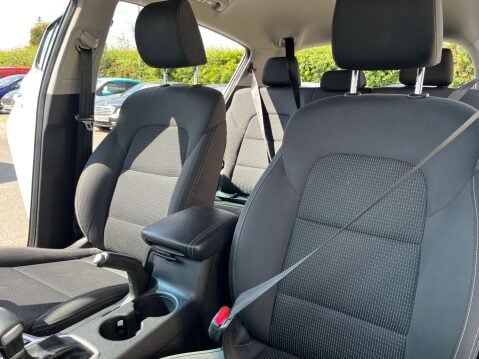 Kia Sportage 1.7 Sportage 2 CRDi ISG Semi-Auto 5dr 44