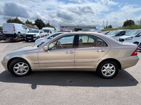 Mercedes-Benz C Class 2.0 C180 Elegance Auto 4dr 8
