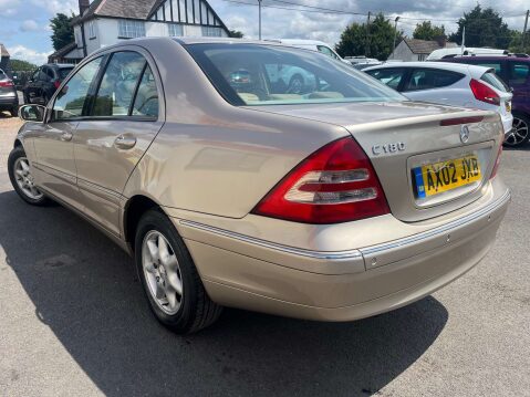 Mercedes-Benz C Class 2.0 C180 Elegance Auto 4dr 10