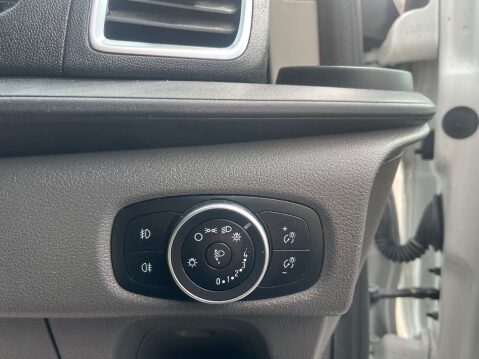 Ford Transit Custom 2.0 Transit Custom 300 Limited Edition Auto 19