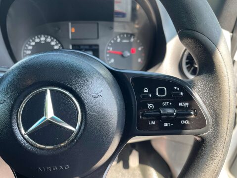 Mercedes-Benz Sprinter 2.1 Sprinter 311 CDI L3H2 LONG WHEEL BASE 21