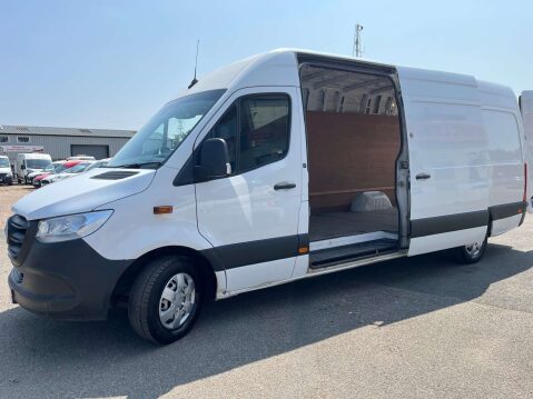 Mercedes-Benz Sprinter 2.1 Sprinter 311 CDI L3H2 LONG WHEEL BASE 35