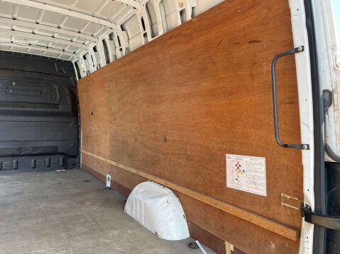 Mercedes-Benz Sprinter 2.1 Sprinter 311 CDI L3H2 LONG WHEEL BASE 32