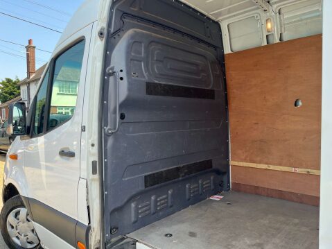 Mercedes-Benz Sprinter 2.1 Sprinter 311 CDI L3H2 LONG WHEEL BASE 37