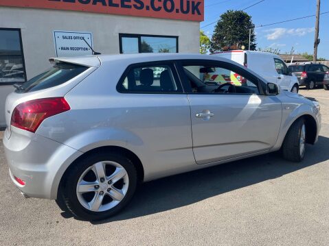 Kia Pro Ceed 1.6 Professional Ceed VR-7 CRDi 3dr 14