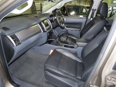 Ford Ranger 2.2 Ranger Limited Edition 4x4 Double Cab TDCi 4WD 5dr 12