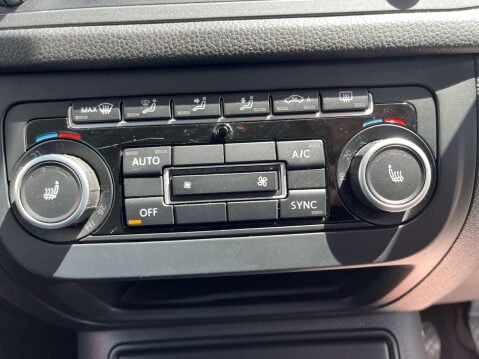 Volkswagen Tiguan 2.0 Tiguan SE TDI BlueMotion Technology 5dr 26