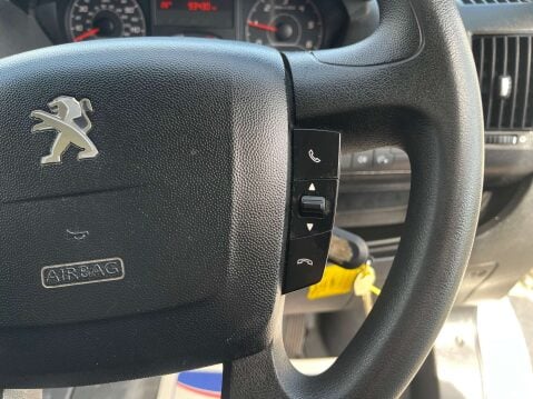 Peugeot Boxer 2.0 Boxer 335 L3 Blue HDi LUTON Box Van 19