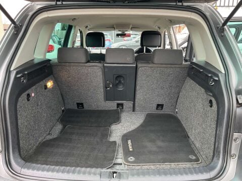Volkswagen Tiguan 2.0 Tiguan SE TDI BlueMotion Technology 4Motion 4WD 5dr 36