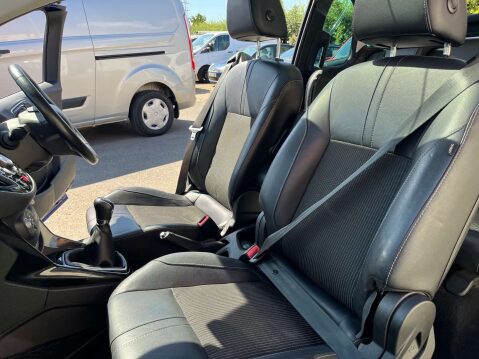 Ford B-Max 1.0 B-Max Titanium X 5dr 46