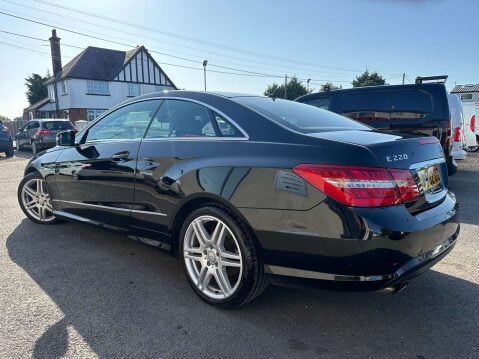 Mercedes-Benz E Class 2.1 E220 Sport CDi BlueEfficiency Auto 2dr 20