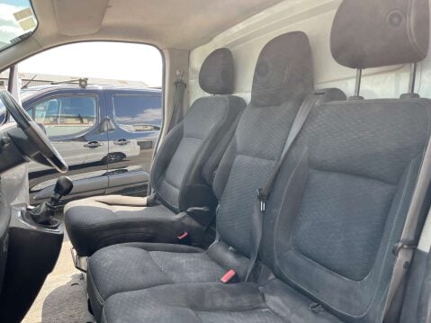 Vauxhall Vivaro 1.6 Vivaro 2900 Sportive CDTi 9