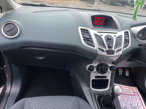 Ford Fiesta 1.2 Fiesta Zetec 82 5dr 38