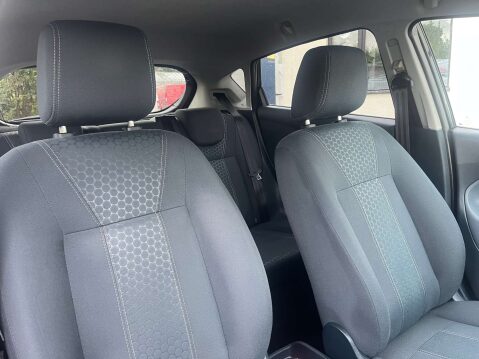 Ford Fiesta 1.2 Fiesta Zetec 82 5dr 26