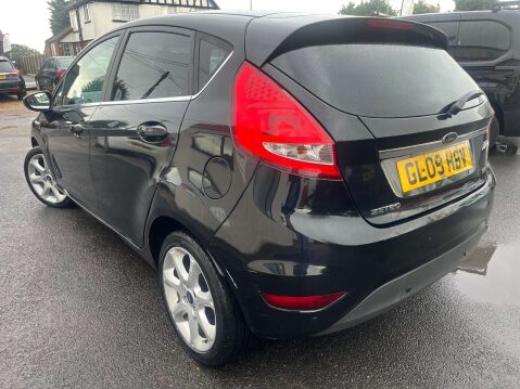Ford Fiesta 1.2 Fiesta Zetec 82 5dr 10