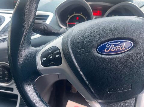 Ford Fiesta 1.2 Fiesta Zetec 82 5dr 21