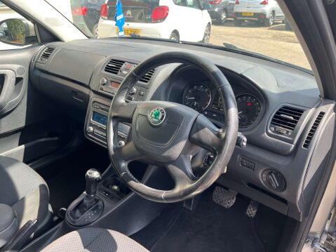 Skoda Fabia 1.2 Fabia Elegance TSi Semi-Auto 5dr 17