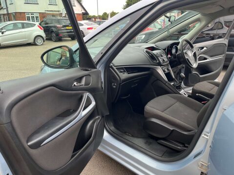 Vauxhall Zafira 1.8 Zafira Tourer Exclusive 5dr 45