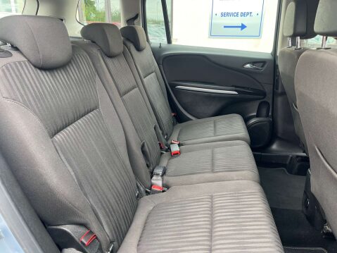 Vauxhall Zafira 1.8 Zafira Tourer Exclusive 5dr 32