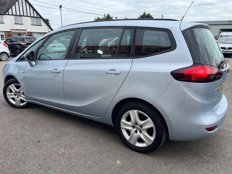 Vauxhall Zafira 1.8 Zafira Tourer Exclusive 5dr 9