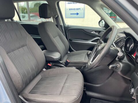 Vauxhall Zafira 1.8 Zafira Tourer Exclusive 5dr 18