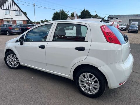 Fiat Punto 1.2 Punto Pop+ 5dr 9