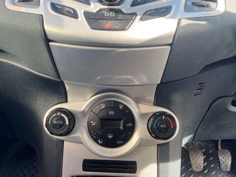 Ford Fiesta 1.4 Fiesta Titanium 95 5dr 12