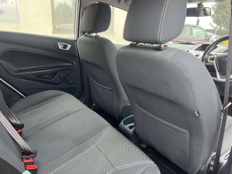 Ford Fiesta 1.4 Fiesta Zetec Auto 5dr 30