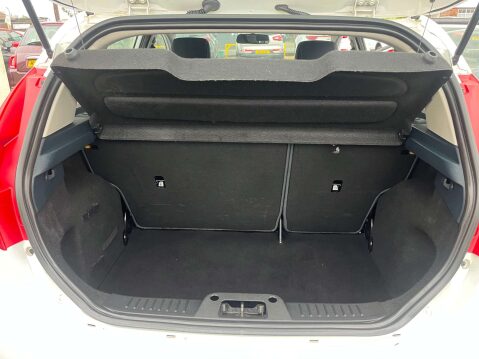 Ford Fiesta 1.4 Fiesta Zetec Auto 5dr 33