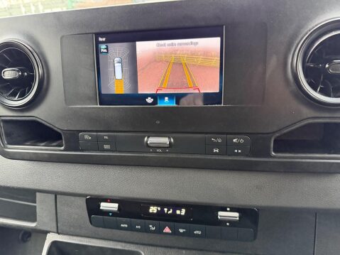 Mercedes-Benz Sprinter 2.0 315 CDI Premium Panel Van 5dr Diesel Manual RWD L2 H1 Euro 6 (s/s) (150 11