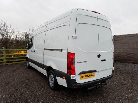 Mercedes-Benz Sprinter 2.0 315 CDI Progressive RWD L2 H2 Euro 6 (s/s) 5dr 5
