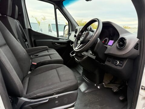 Mercedes-Benz Sprinter 2.0 315 CDI Progressive RWD L2 H2 Euro 6 (s/s) 5dr 8