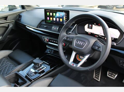 Audi Q5 2.0 TFSI 45 Edition 1 quattro MHEV S Tronic 4