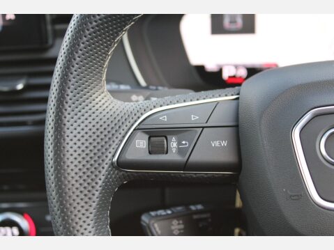 Audi Q5 2.0 TFSI 45 Edition 1 quattro MHEV S Tronic 19