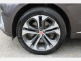 Jaguar F-Pace 3.0 D300 MHEV R-Dynamic HSE Auto AWD 37