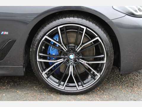 BMW 5 Series 530d 3.0 MHT M Sport Steptronic xDrive Euro 6 (s/s) 4dr 4