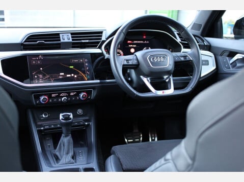 Audi Q3 2.0 TFSI 45 Vorsprung Sportback S Tronic quattro 15
